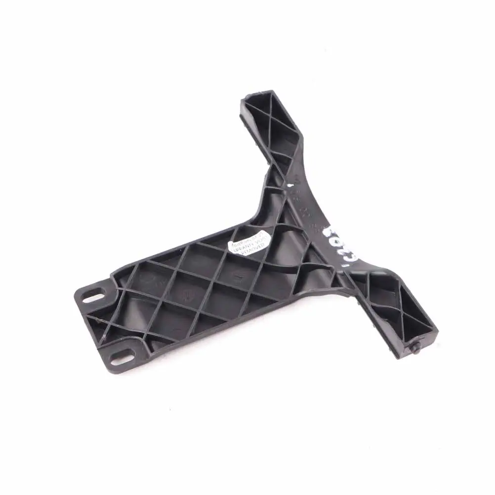 Grille De Radiateur Support Avant Garniture pour Mercedes CLK C209 à propos du numéro de pièce A2098880090 Mercedes CLK C209 Grille De Radiateur Support Avant Garniture - SKU A2098880090 - Numéro de pièce A2098880090