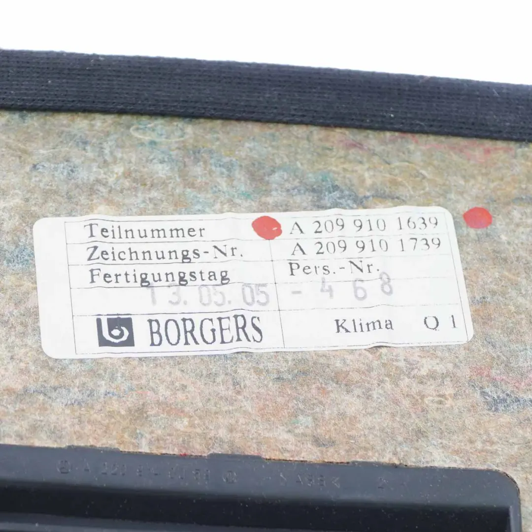 Mercedes W209 Panneau arrière de siège Dossier avant Cache arrière - SKU A2099101639 - Numéro de pièce A2099100539
