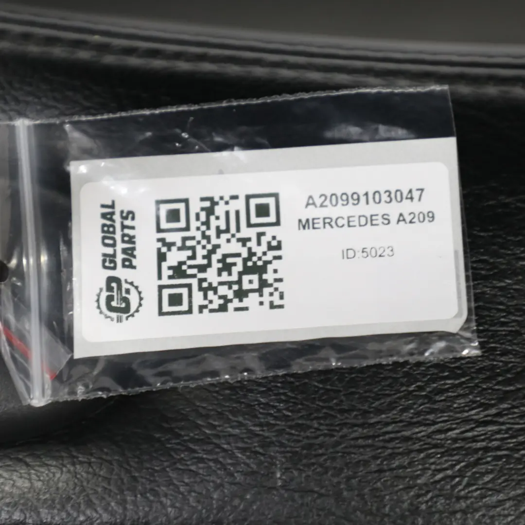 Sedile anteriore destro Interno Pelle Nero per Mercedes A209 Cabrio Cabrio con numero di parte A2099103047 Mercedes A209 Cabrio Cabrio Sedile anteriore destro Interno Pelle Nero - SKU A2099103047 - Numero di parte A2099103047