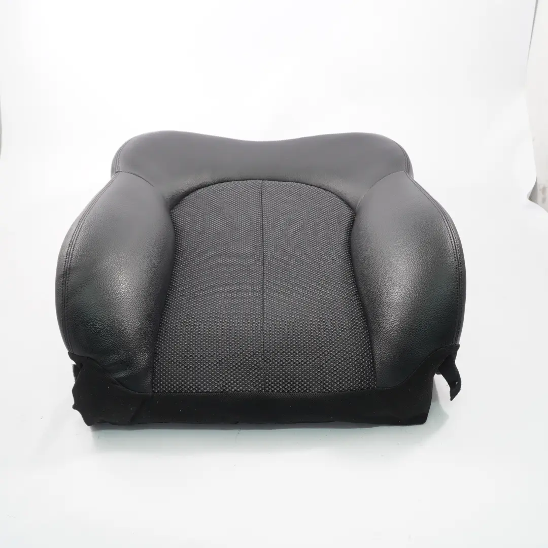 Funda Respaldo Asiento Mercedes C209 Delantero Derecho Cubre Respaldo Tela Cuero para con número de pieza A2099103093 Funda Respaldo Asiento Mercedes C209 Delantero Derecho Cubre Respaldo Tela Cuero - SKU A2099103093 - Número de pieza A2099103093