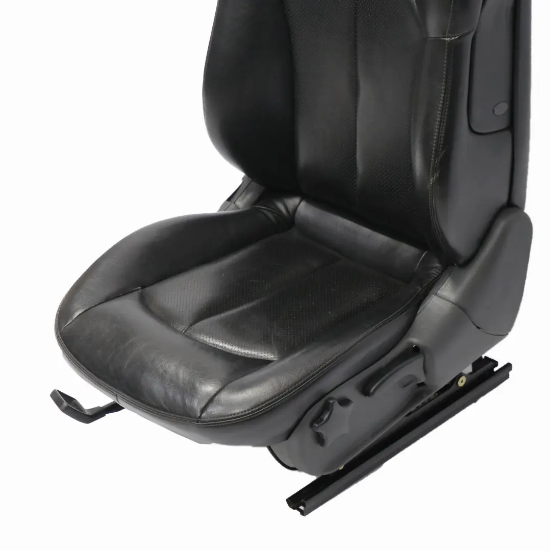 Asiento Delantero Izquierdo Interior Cuero Negro para Mercedes A209 Convertible con número de pieza A2099105547 Mercedes A209 Convertible Asiento Delantero Izquierdo Interior Cuero Negro - SKU A2099105547 - Número de pieza A2099105547
