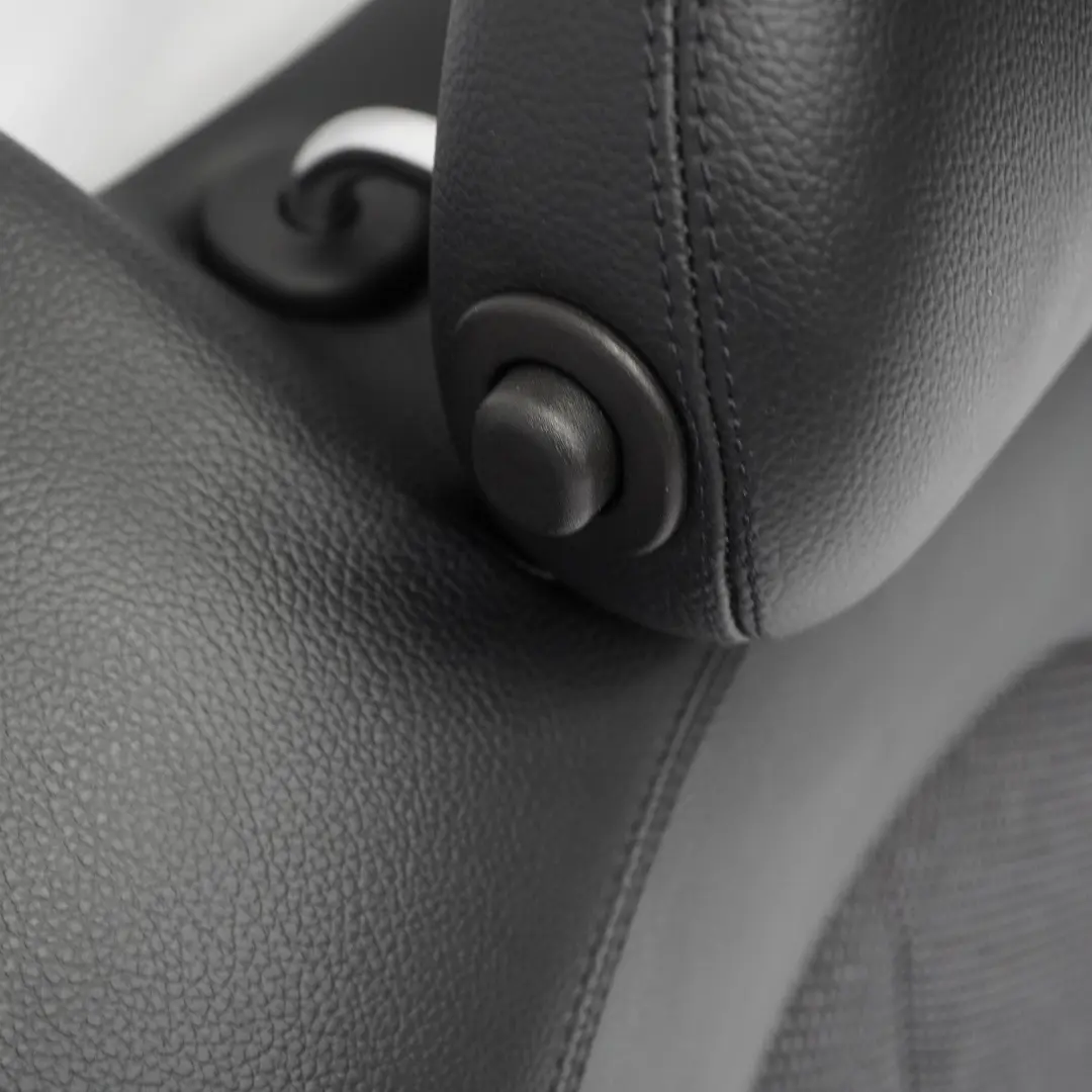 Mercedes C209 Respaldo Asiento Trasero Derecho Cubre Respaldo Tela Cuero Negro - SKU A2099200435 - Número de pieza A2099200435