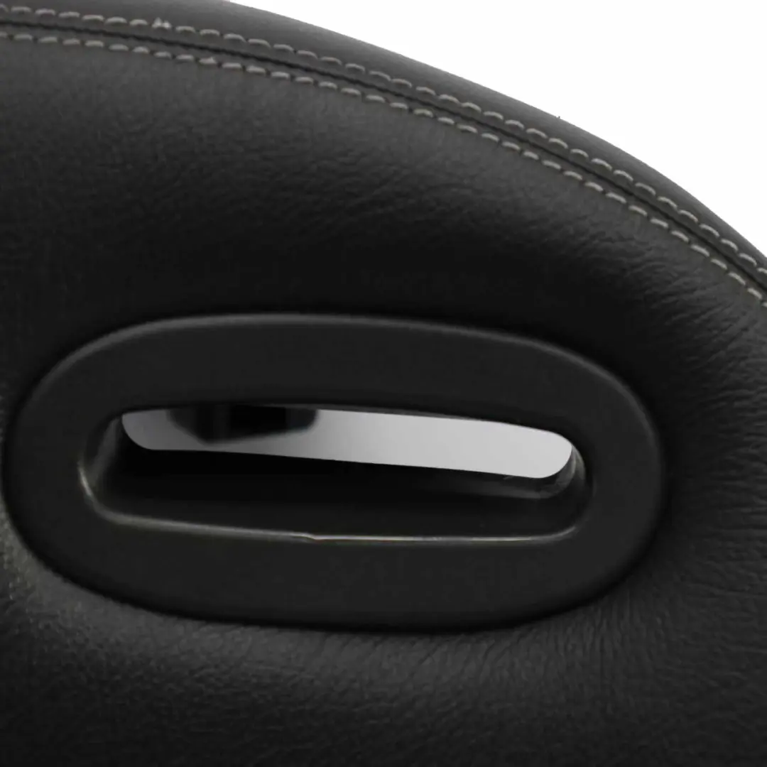 Mercedes A209 Cabrio Siège arrière Revêtement dossier en cuir - SKU A2099202347 - Numéro de pièce A2099202347