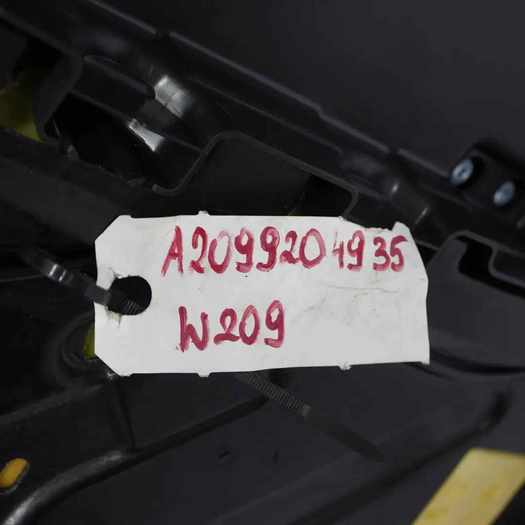 Mercedes A209 Cabrio Asiento Trasero Respaldo Calefactable Cuero Negro Nappa - SKU A2099204935 - Número de pieza A2099204935