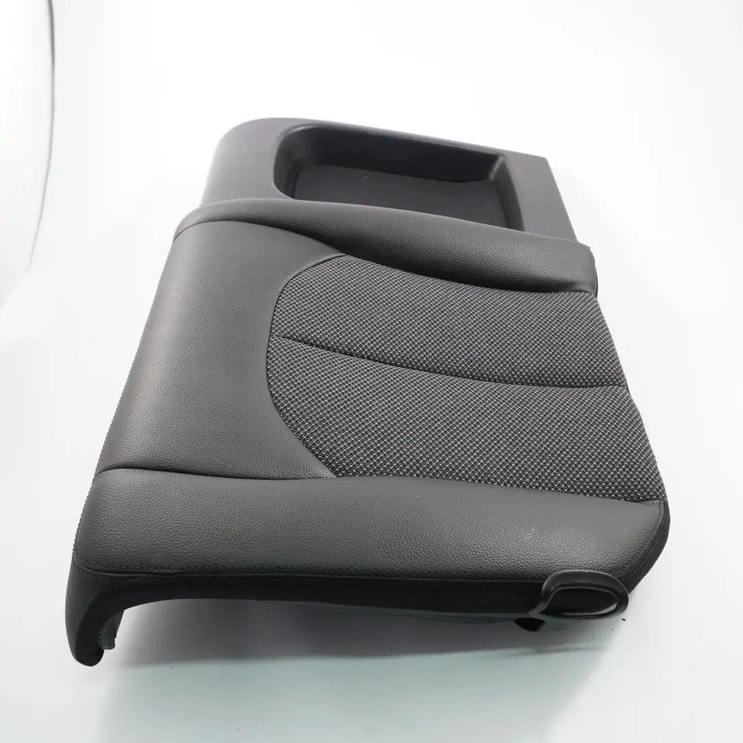 Funda Asiento Trasero Izquierdo Cojín Asiento Tela Negro Cuero para Mercedes C209 con número de pieza A2099208746 Mercedes C209 Funda Asiento Trasero Izquierdo Cojín Asiento Tela Negro Cuero - SKU A2099208746 - Número de pieza A2099208746