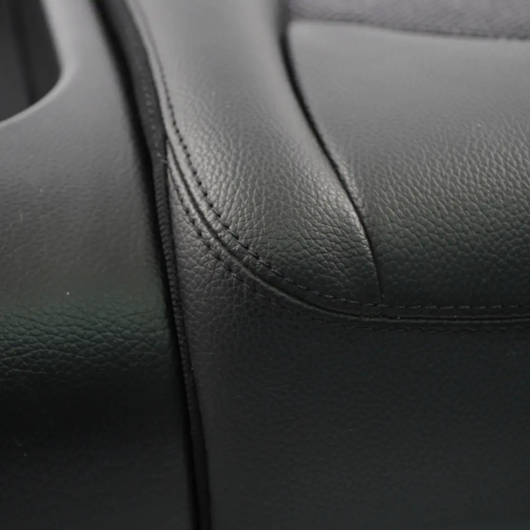 Housse de siège arrière gauche Coussin de siège tissu noir cuir pour Mercedes C209 à propos du numéro de pièce A2099208746 Mercedes C209 Housse de siège arrière gauche Coussin de siège tissu noir cuir - SKU A2099208746 - Numéro de pièce A2099208746