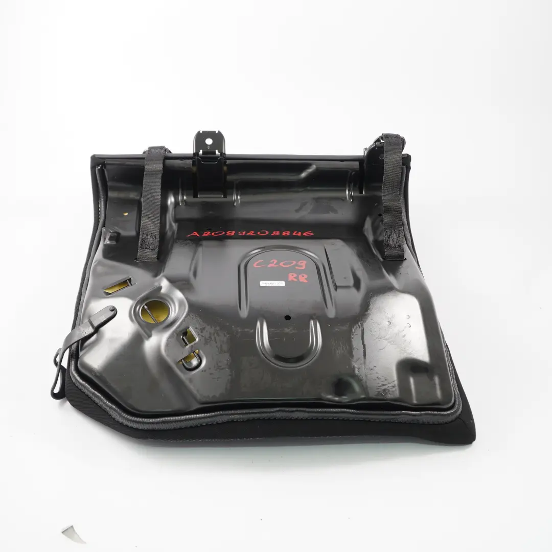 Housse de siège arrière droite Coussin de siège tissu noir cuir pour Mercedes C209 à propos du numéro de pièce A2099208846 Mercedes C209 Housse de siège arrière droite Coussin de siège tissu noir cuir - SKU A2099208846 - Numéro de pièce A2099208846
