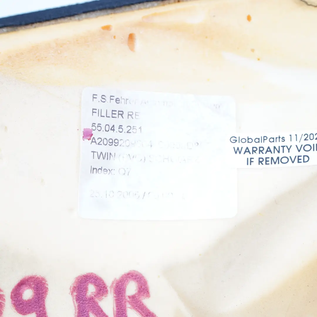 Sedile laterale Mercedes C209 Posteriore destro Finitura pannello Nero Pelle per con numero di parte A2099209604 Sedile laterale Mercedes C209 Posteriore destro Finitura pannello Nero Pelle - SKU A2099209604 - Numero di parte A2099209604