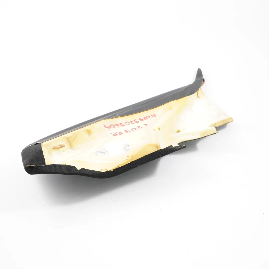  Siège latéral Mercedes C209 Finition du panneau arrière droite Tissu noir Cuir - SKU A2099209604 - Numéro de pièce A2099209604