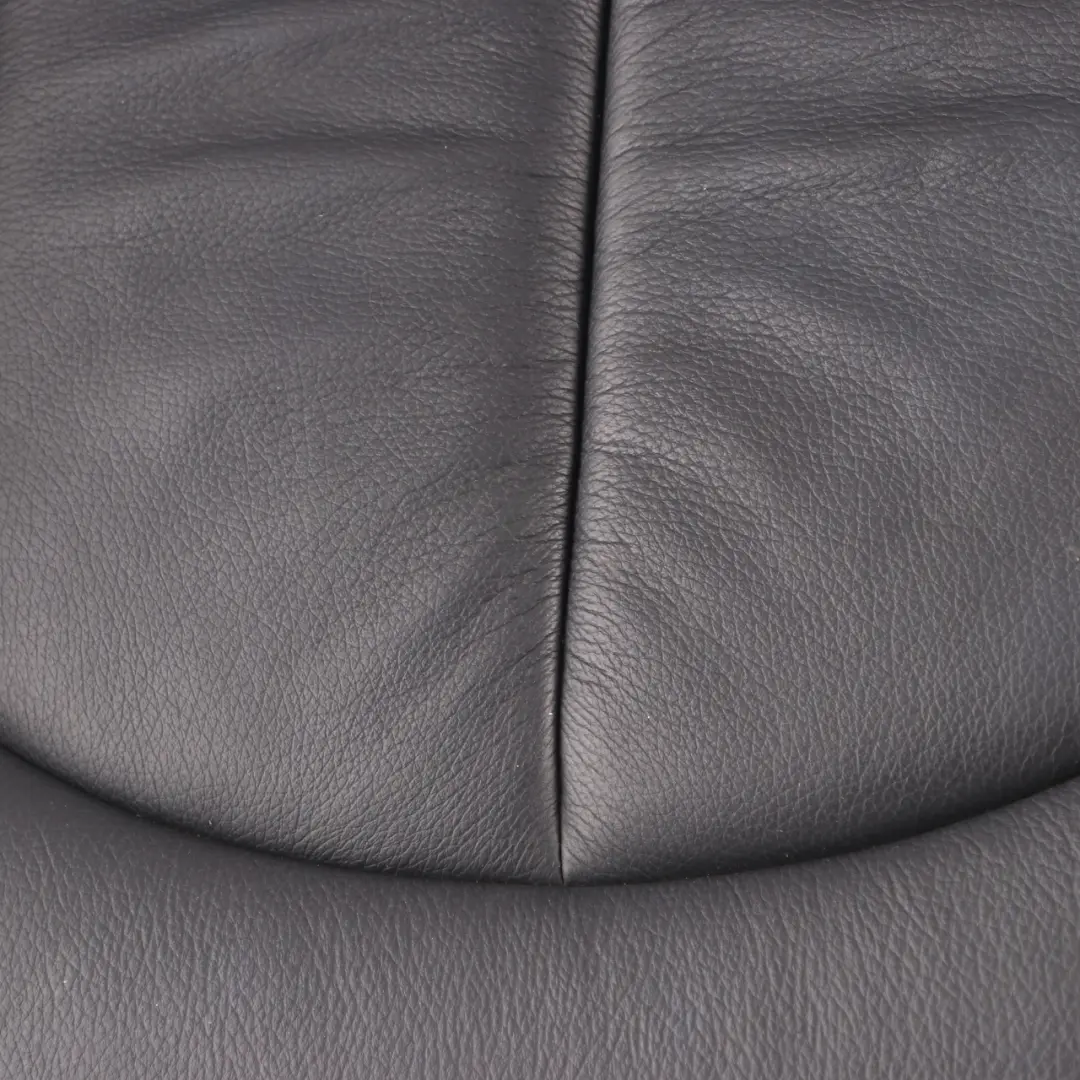 Housse Siège Arrière Gauche Coussin Recouvrement Cuir Noir Nappa pour Mercedes A209 à propos du numéro de pièce A2099209746 Mercedes A209 Housse Siège Arrière Gauche Coussin Recouvrement Cuir Noir Nappa - SKU A2099209746 - Numéro de pièce A2099209746