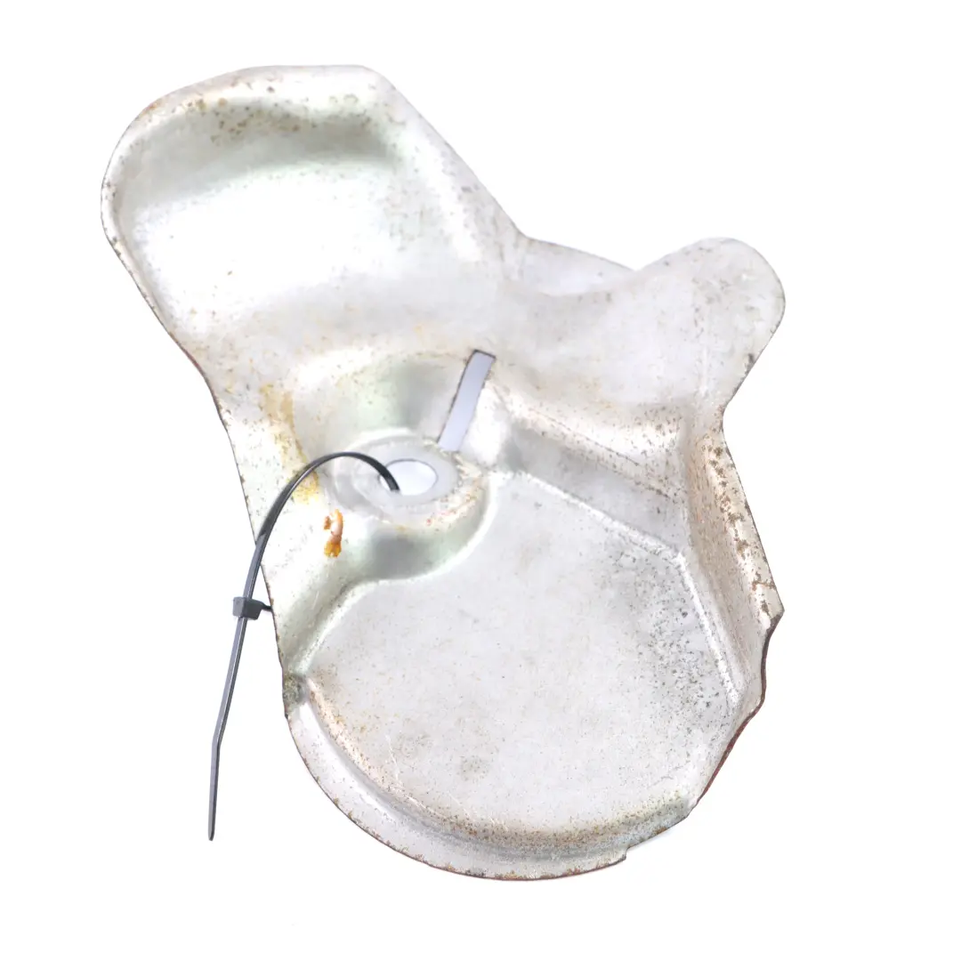 M112 supporto motore anteriore destra paracalore per Mercedes W210 con numero di parte A2102411834 Mercedes W210 M112 supporto motore anteriore destra paracalore - SKU A2102411834 - Numero di parte A2102411834