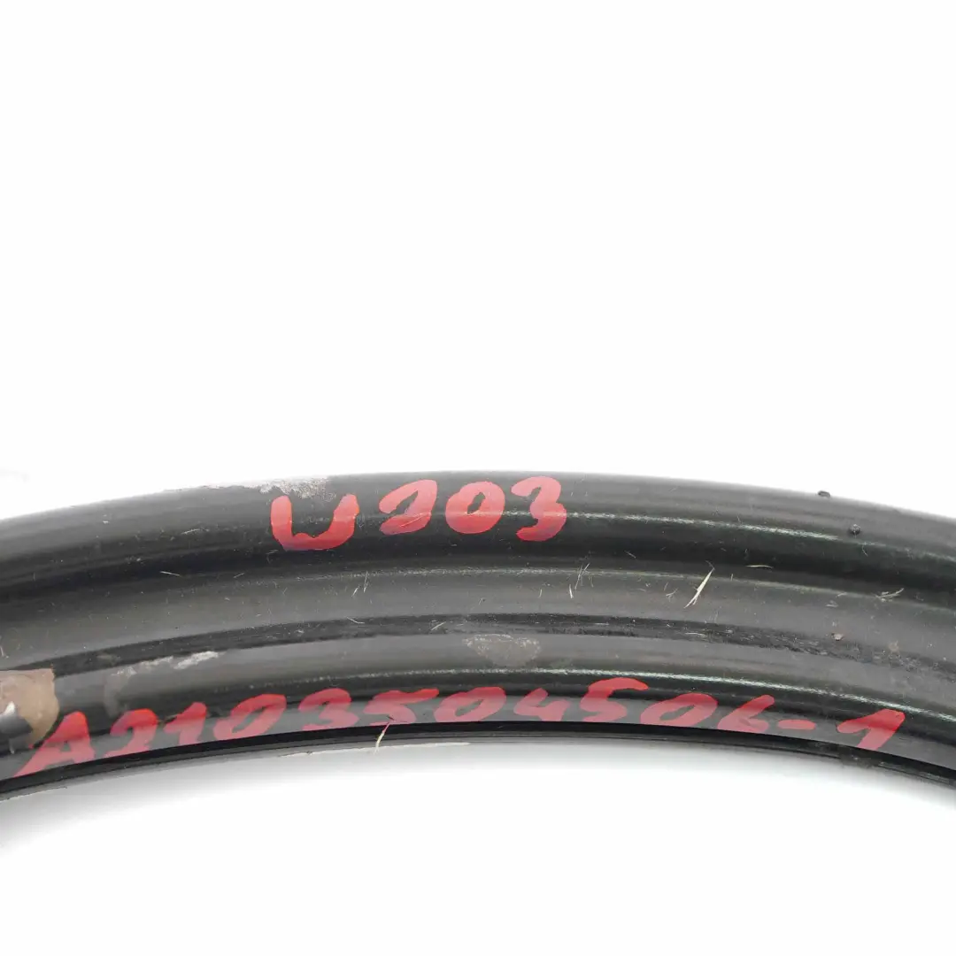 Brazo Wishbone Suspensión Trasera Izquierda Derecha para Mercedes W203 con número de pieza A2103503406 Mercedes W203 Brazo Wishbone Suspensión Trasera Izquierda Derecha - SKU A2103503406 - Número de pieza A2103503406