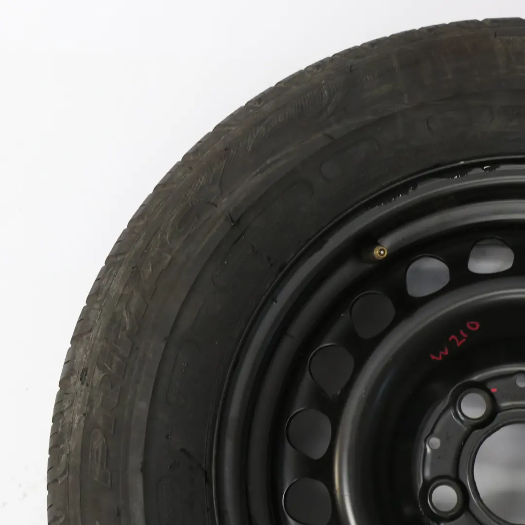 Rueda de repuesto Acero 16" 7J Neumático 205/65 ET:37 para Mercedes W210 con número de pieza A2104000702 Mercedes W210 Rueda de repuesto Acero 16" 7J Neumático 205/65 ET:37 - SKU A2104000702 - Número de pieza A2104000702