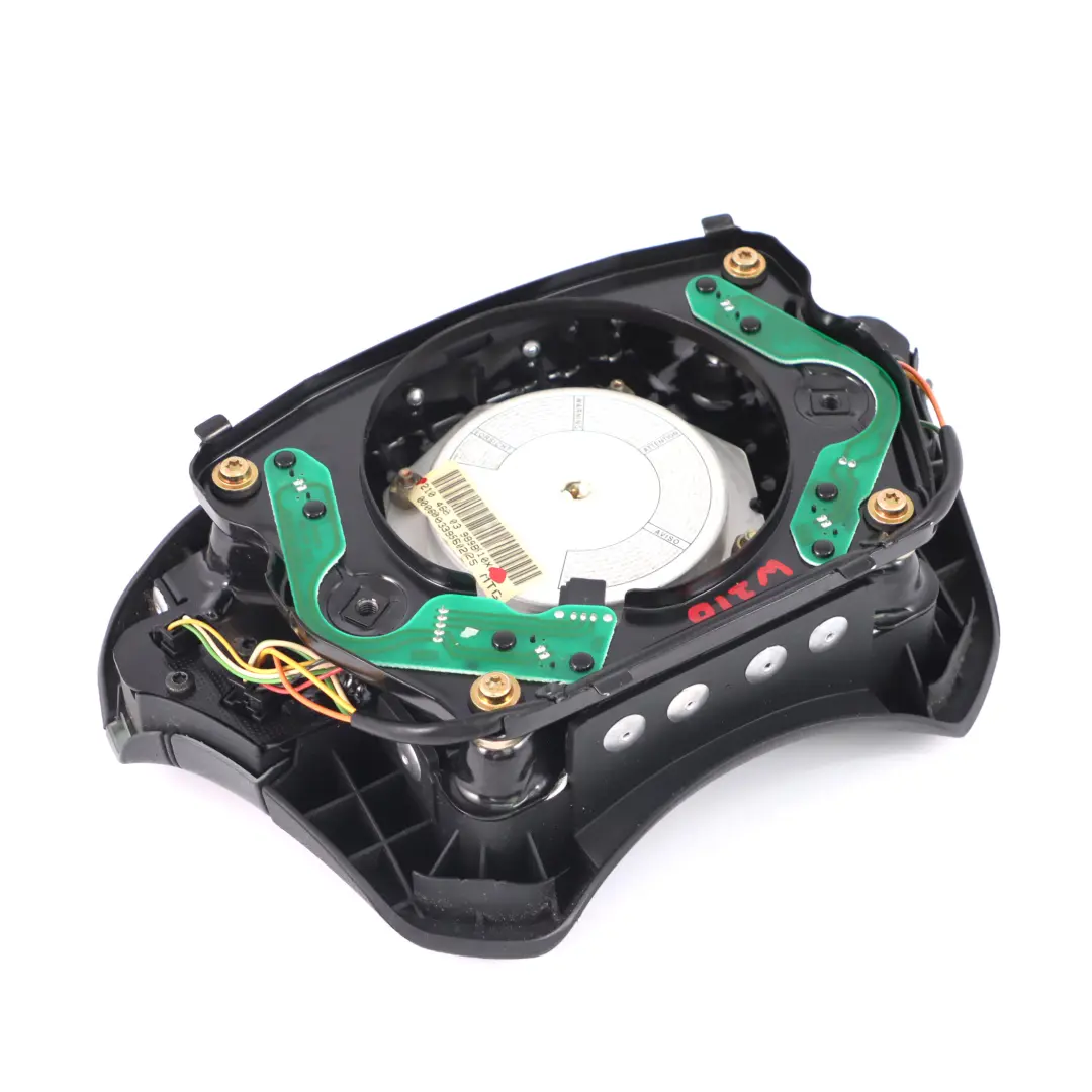 Module d'air au volant côté conducteur Noir A2104600398 pour Mercedes W210 à propos du numéro de pièce A2104600598 Mercedes W210 Module d'air au volant côté conducteur Noir A2104600398 - SKU A2104600598 - Numéro de pièce A2104600598