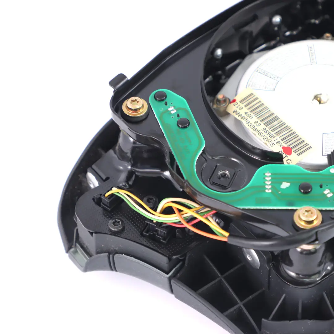 Modulo aria volante lato guida nero A2104600398 per Mercedes W210 con numero di parte A2104600598 Mercedes W210 Modulo aria volante lato guida nero A2104600398 - SKU A2104600598 - Numero di parte A2104600598