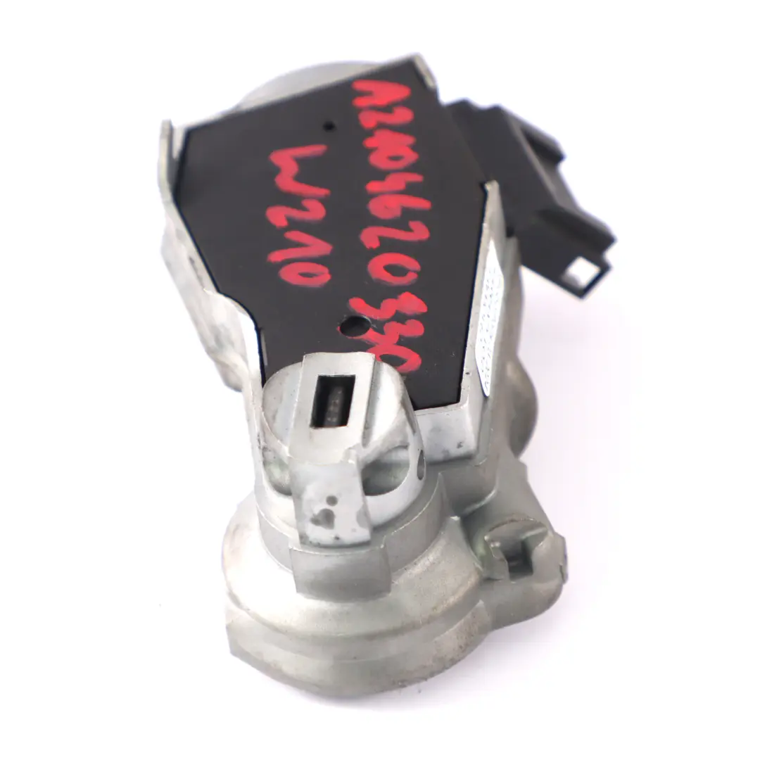 Modulo controllo del bloccaggio della colonna per Mercedes W210 S210 con numero di parte A2104620330 Mercedes W210 S210 Modulo controllo del bloccaggio della colonna - SKU A2104620330 - Numero di parte A2104620330