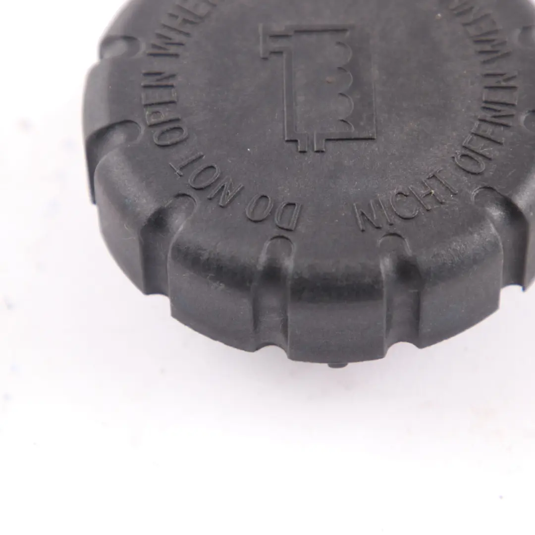 Mercedes W204 W246 W176 W212 Coperchio serbatoio di espansione del refrigerante - SKU A2105010615 - Numero di parte A2105010615
