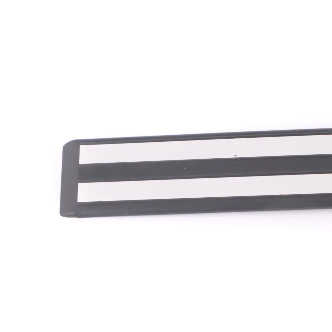 Mercedes W210 Hinten eingang Abdeckung links rechts Tür schweller - SKU A2106802435 - Teilenummer A2106802435