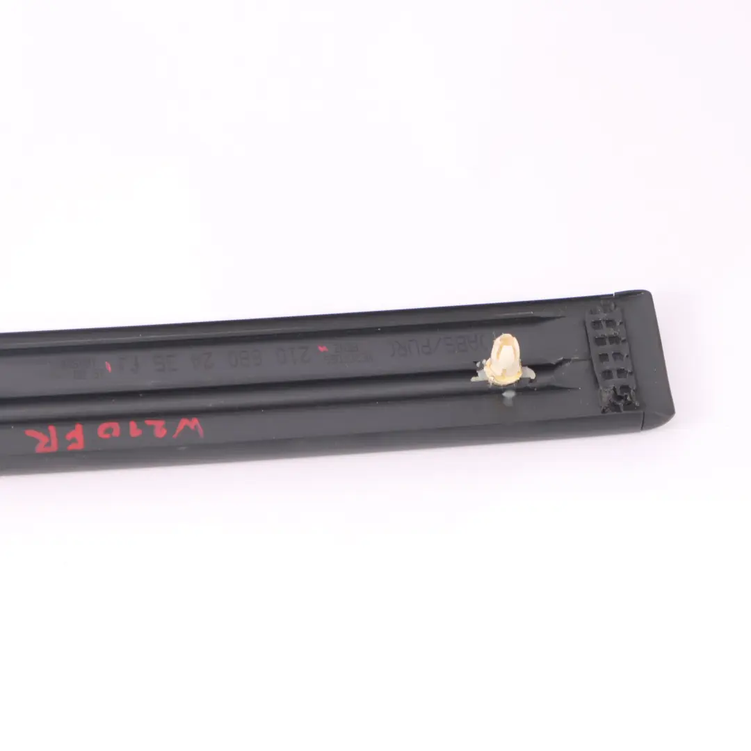 Mercedes W210 Hinten eingang Abdeckung links rechts Tür schweller - SKU A2106802435 - Teilenummer A2106802435