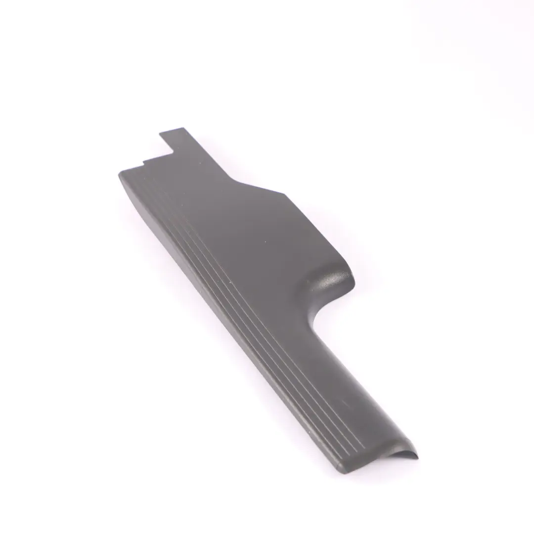 Tapa Entrada Mercedes W210 Interior Trasero Derecho Sill Trim Negro para con número de pieza A2106802635 Tapa Entrada Mercedes W210 Interior Trasero Derecho Sill Trim Negro - SKU A2106802635 - Número de pieza A2106802635