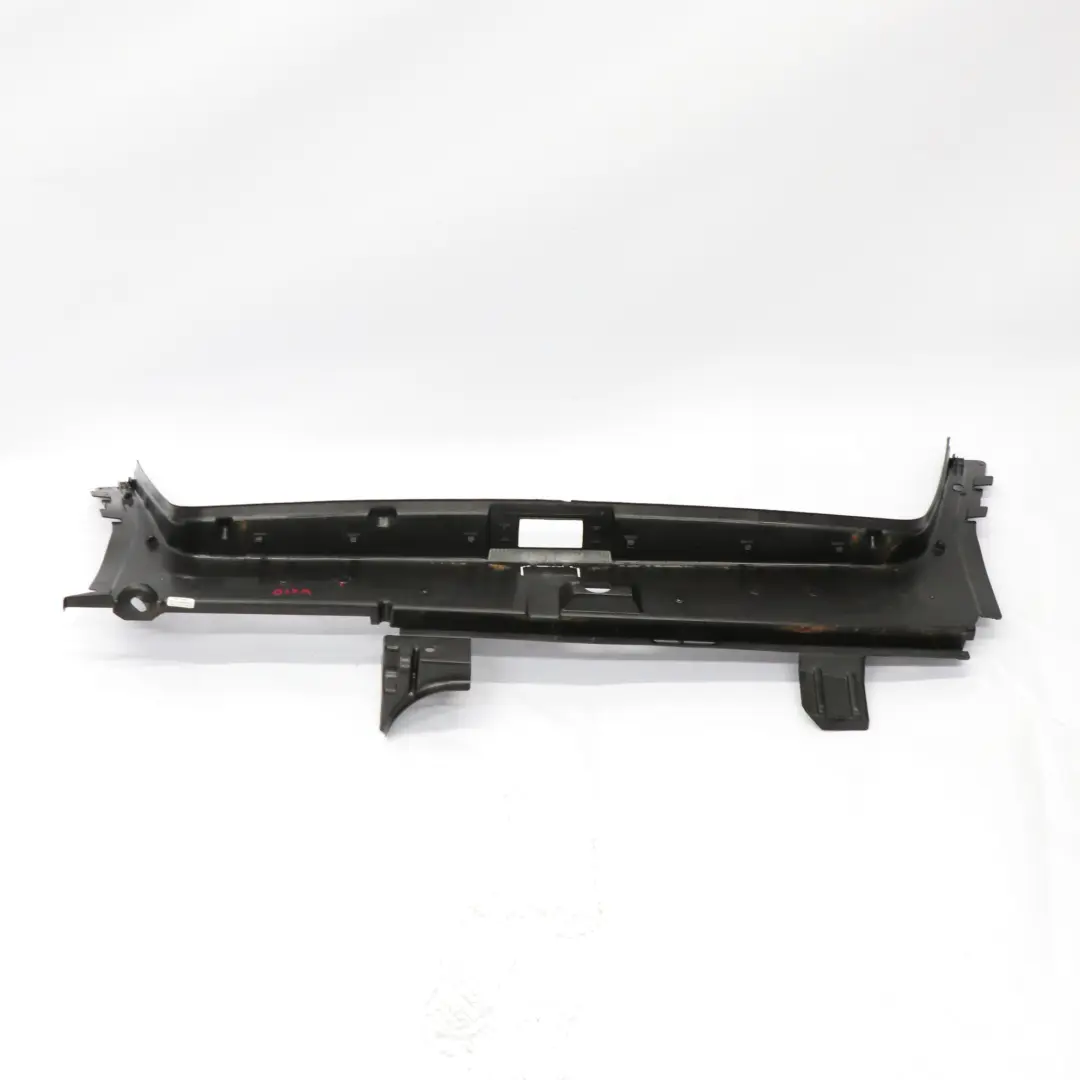 Mercedes W210 Osłona Panel Listwa Krawędzi Bagażnika - SKU A2106900025 - Numer Części A2106900025