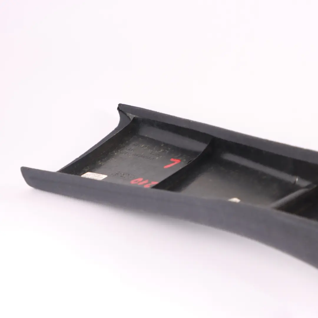 Cubierta Panel Columna Pilar B Izquierda Negro para Mercedes W210 con número de pieza A2106903540 Mercedes W210 Cubierta Panel Columna Pilar B Izquierda Negro - SKU A2106903540 - Número de pieza A2106903540