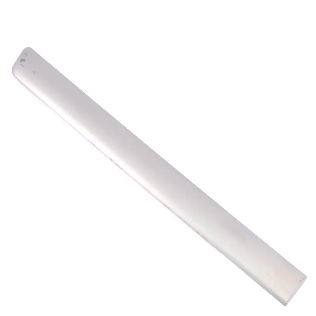 Mercedes W210 Striscia posterior destra Modanatura argento brillante - SKU A2106909262-BRS - Numero di parte A2106909262