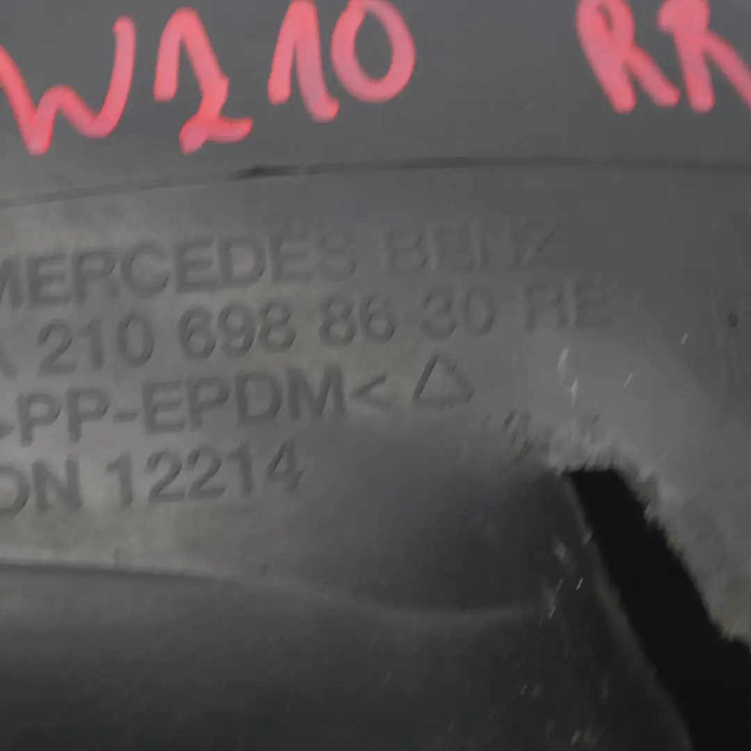 Radkasten hinten rechts Radkastenverkleidung für Mercedes W210 mit Teilenummer A2106988630 Mercedes W210 Radkasten hinten rechts Radkastenverkleidung - SKU A2106988630 - Teilenummer A2106988630