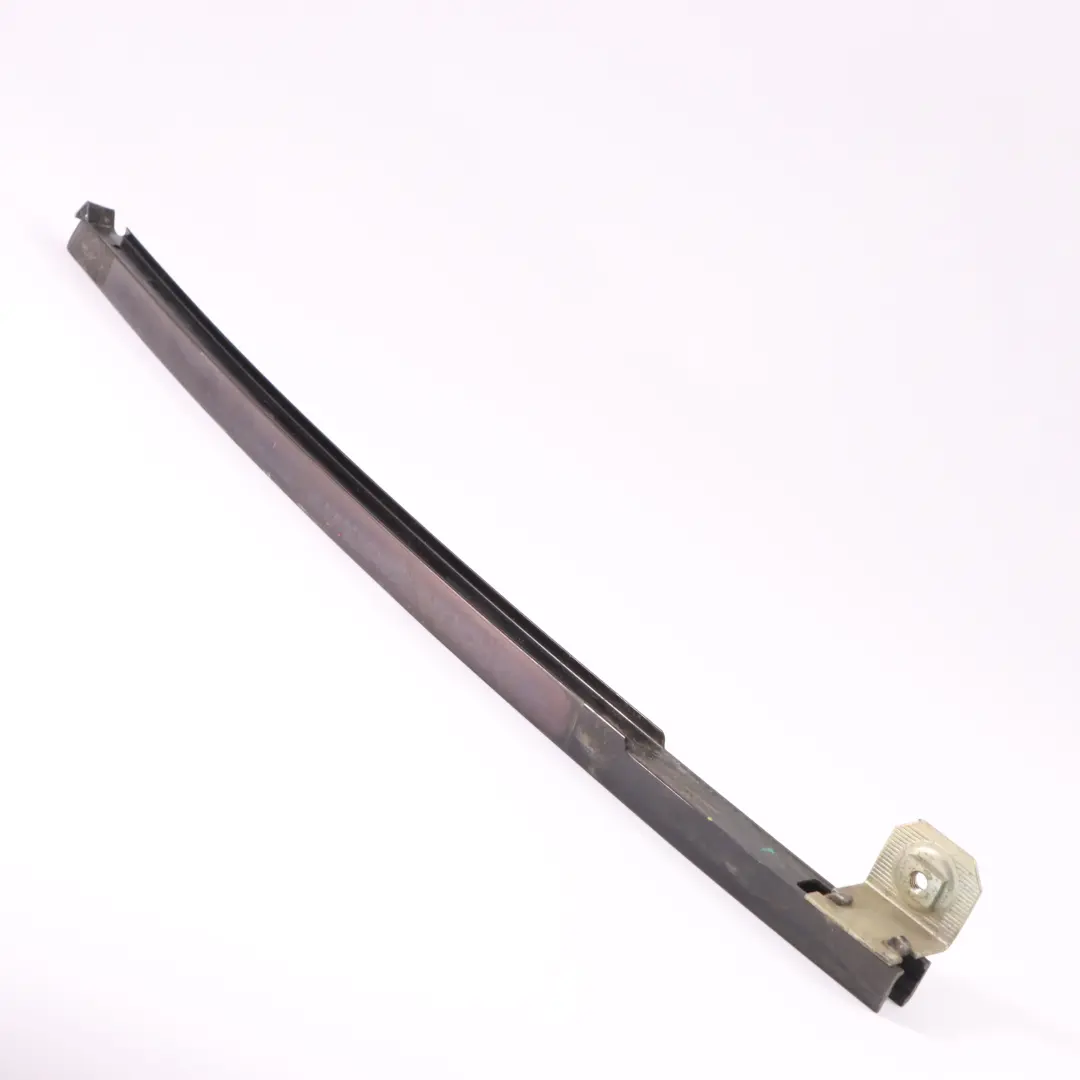 Ventana Guía Marco Riel Barra Trasera Izquierda para Mercedes W210 con número de pieza A2107300119 Mercedes W210 Ventana Guía Marco Riel Barra Trasera Izquierda - SKU A2107300119 - Número de pieza A2107300119