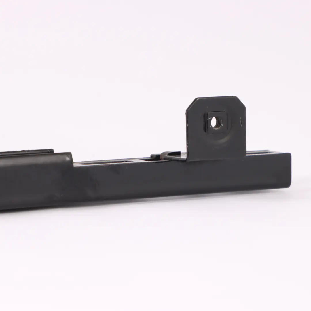 Mercedes W210 Guida del finestrino Barra telaio posteriore destra - SKU A2107300219 - Numero di parte A2107300219