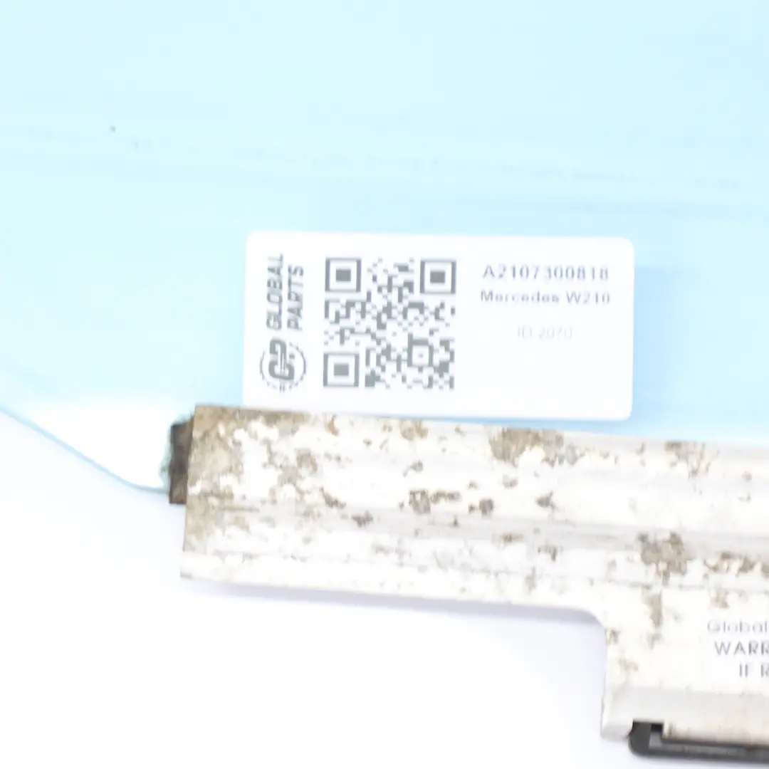 Mercedes W210 Sedan Porte Arrière Vitrage Droit AS2 Absorbeur de Chaleur Bleu - SKU A2107300818 - Numéro de pièce A2107300818