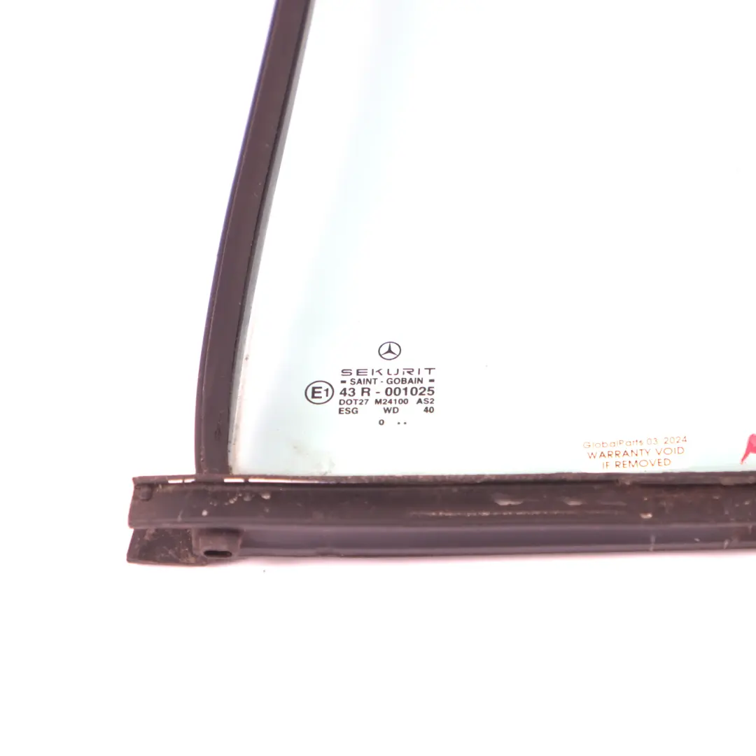 Cristal Triangular Trasero Izquierdo AS2 para Mercedes W210 con número de pieza A2107350109 Mercedes W210 Cristal Triangular Trasero Izquierdo AS2 - SKU A2107350109 - Número de pieza A2107350109