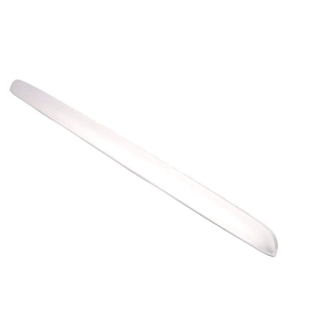 Coperchio bagagliaio portellone posteriore Striscia A2107580438 per Mercedes W210 con numero di parte A2107500393 Mercedes W210 Coperchio bagagliaio portellone posteriore Striscia A2107580438 - SKU A2107500393 - Numero di parte A2107500393