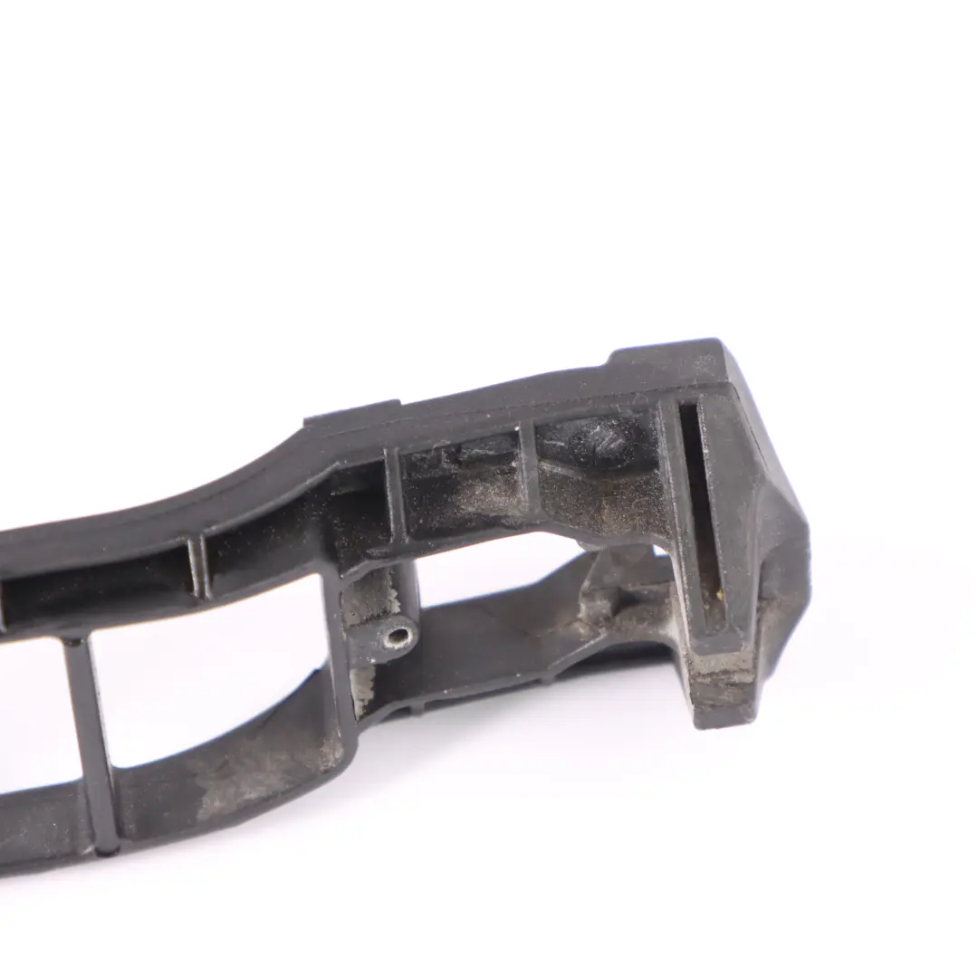 Base de manija puerta Mercedes W202 W210 Soporte trasero izquierdo para con número de pieza A2107600334 Base de manija puerta Mercedes W202 W210 Soporte trasero izquierdo - SKU A2107600334 - Número de pieza A2107600334