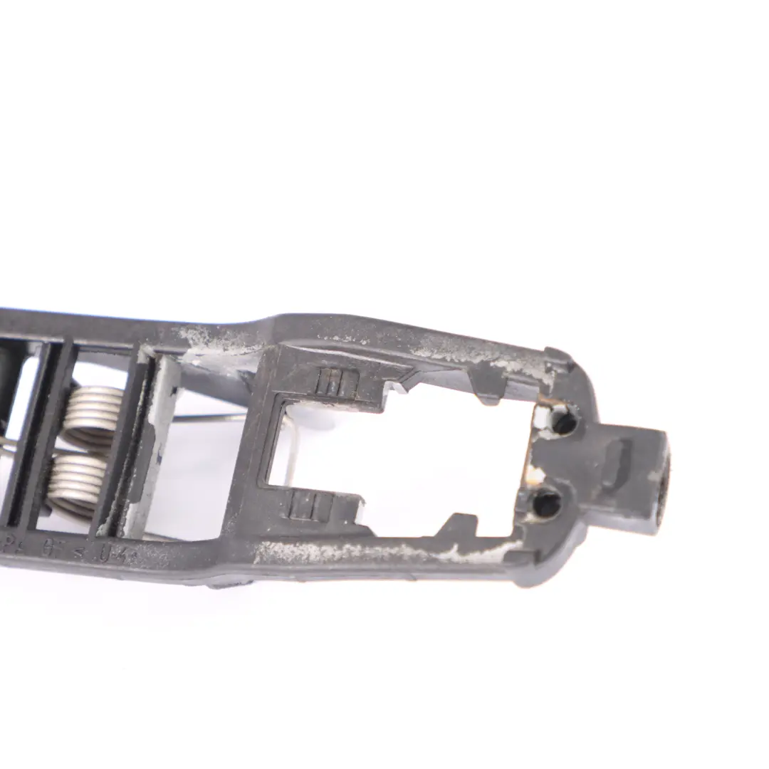 Base de manija puerta Mercedes W202 W210 Soporte trasero izquierdo para con número de pieza A2107600334 Base de manija puerta Mercedes W202 W210 Soporte trasero izquierdo - SKU A2107600334 - Número de pieza A2107600334