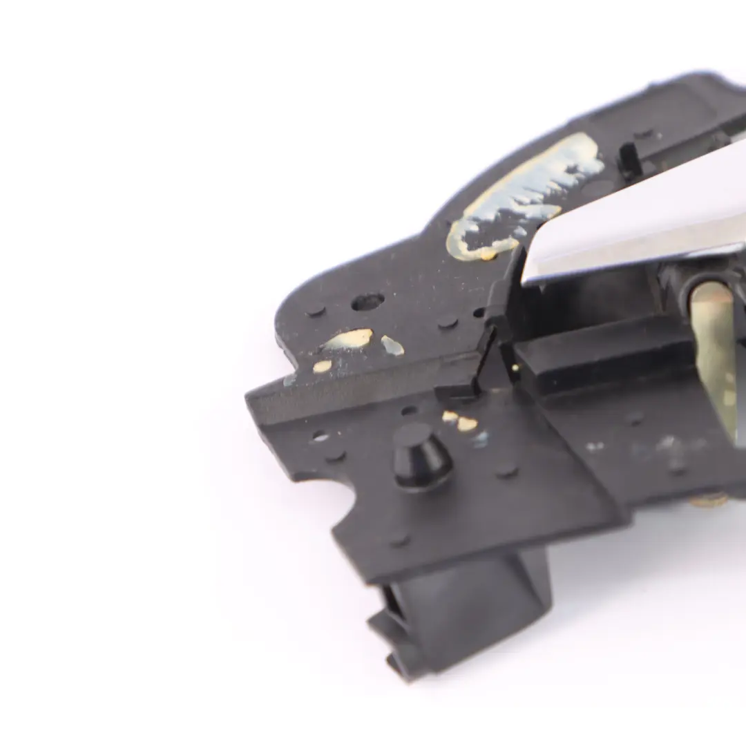 Poignée porte intérieure avant arrière gauche pour Mercedes W210 à propos du numéro de pièce A2107600561 Mercedes W210 Poignée porte intérieure avant arrière gauche - SKU A2107600561 - Numéro de pièce A2107600561