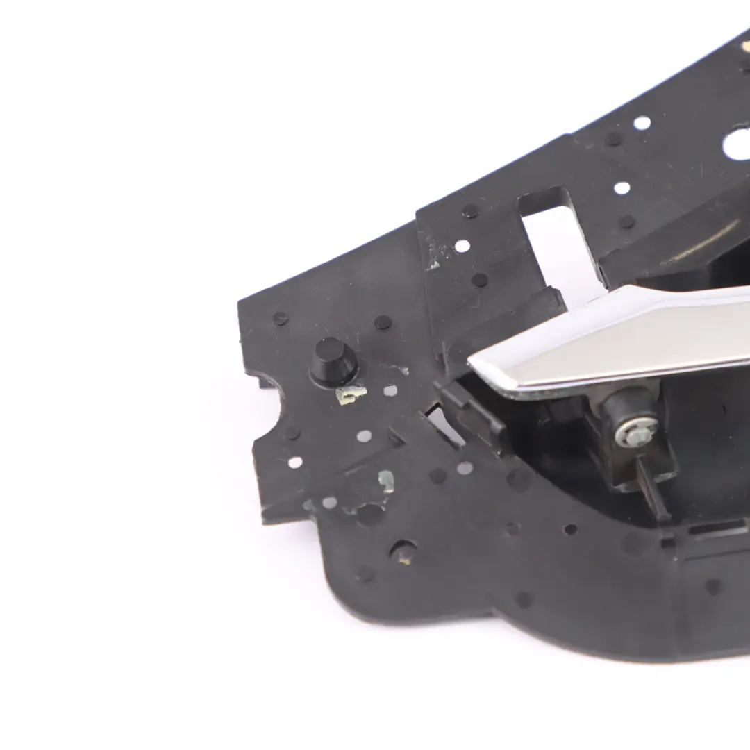 Poignée porte intérieure avant arrière droite pour Mercedes W210 à propos du numéro de pièce A2107600661 Mercedes W210 Poignée porte intérieure avant arrière droite - SKU A2107600661 - Numéro de pièce A2107600661