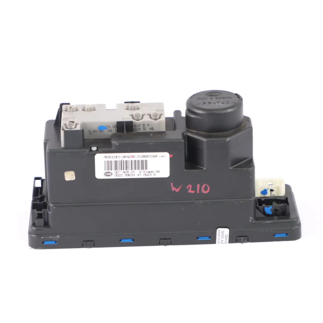 Unidad control bomba vacío cierre centralizado Mercedes W210 para con número de pieza A2108001048 Unidad control bomba vacío cierre centralizado Mercedes W210 - SKU A2108001048 - Número de pieza A2108001048