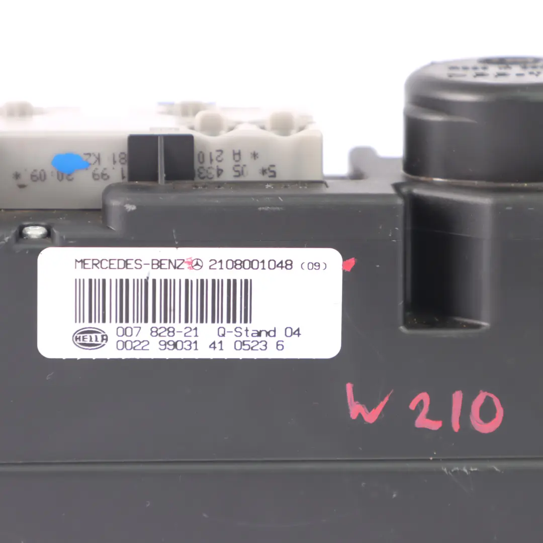  Unidad control bomba vacío cierre centralizado Mercedes W210 - SKU A2108001048 - Número de pieza A2108001048