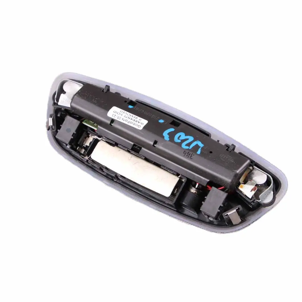 Feu Toit Mercedes W203 W210 Arrière Affichage Parktronic Intérieur pour à propos du numéro de pièce A2108204301 Feu Toit Mercedes W203 W210 Arrière Affichage Parktronic Intérieur - SKU A2108204301 - Numéro de pièce A2108204301