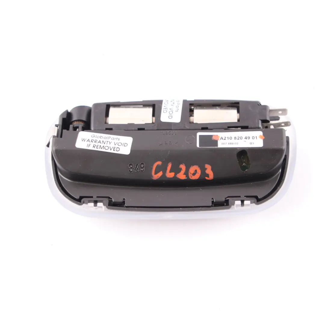 Lampe Intérieure de Lecture de Toit Gris pour Mercedes CL203 à propos du numéro de pièce A2108204901 Mercedes CL203 Lampe Intérieure de Lecture de Toit Gris - SKU A2108204901 - Numéro de pièce A2108204901