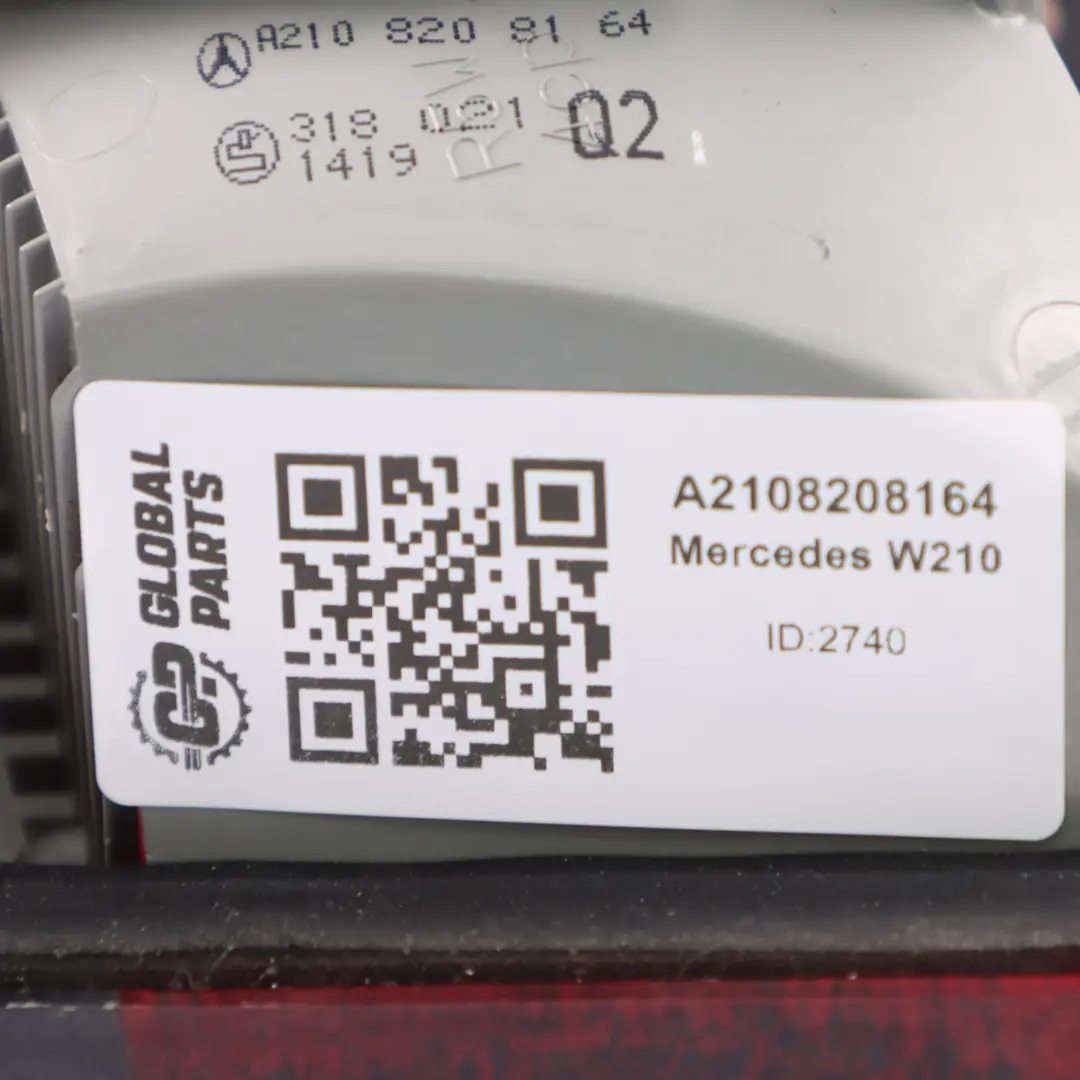 Luz Trasera Luz Trasera Izquierda para Mercedes W210 con número de pieza A2108208164 Mercedes W210 Luz Trasera Luz Trasera Izquierda - SKU A2108208164 - Número de pieza A2108208164