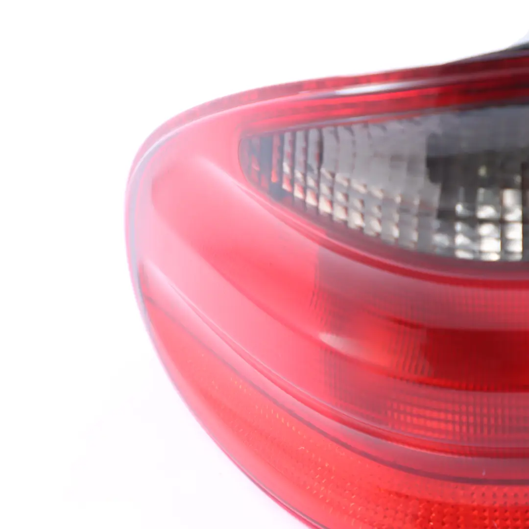 fanale posteriore luce posteriore sinistra per Mercedes W210 con numero di parte A2108208164 Mercedes W210 fanale posteriore luce posteriore sinistra - SKU A2108208164 - Numero di parte A2108208164