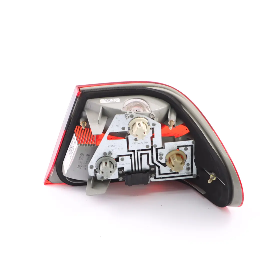 Rücklicht Lampe hinten links für Mercedes W210 mit Teilenummer A2108208164 Mercedes W210 Rücklicht Lampe hinten links - SKU A2108208164 - Teilenummer A2108208164