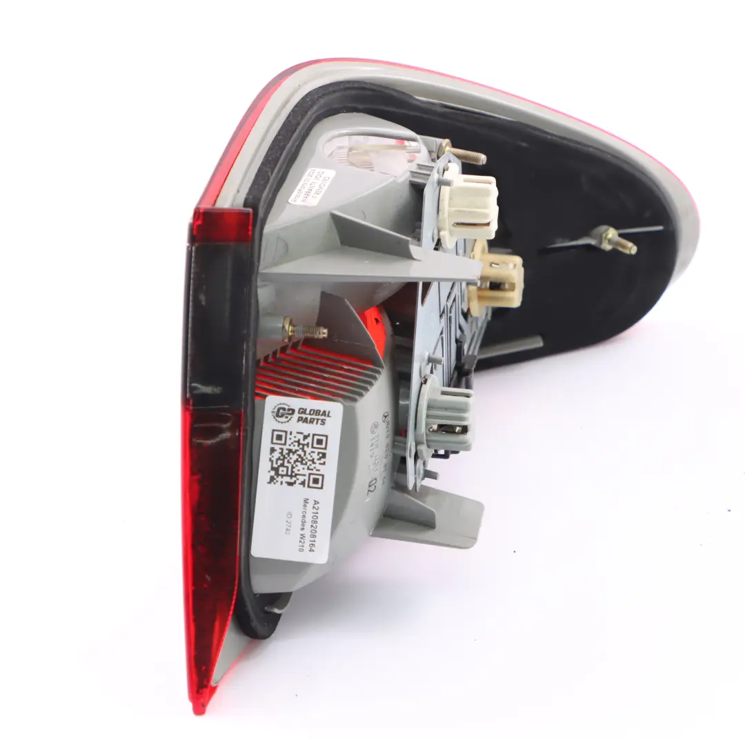 Mercedes W210 fanale posteriore luce posteriore sinistra - SKU A2108208164 - Numero di parte A2108208164