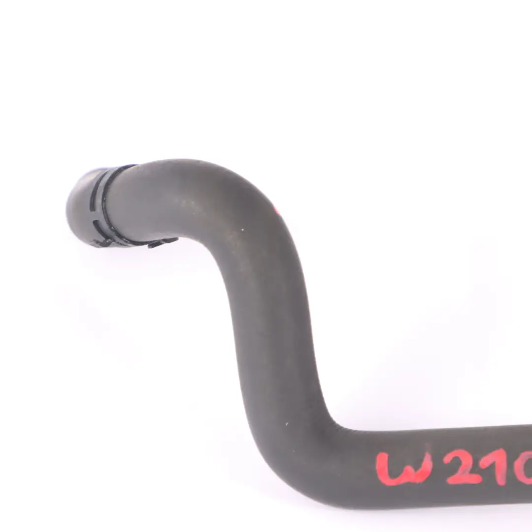 Tuyau de chauffage Mercedes W210 E200 Petrol M111 Pompe vers la conduite moteur  - SKU A2108328494 - Numéro de pièce A2108328494