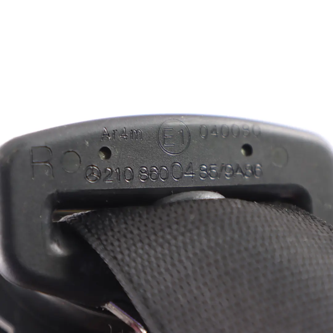 Mercedes W210 Hinten Rechts Sicherheit Sicherheitsgurt Schwarz - SKU A2108600485 - Teilenummer A2108600485