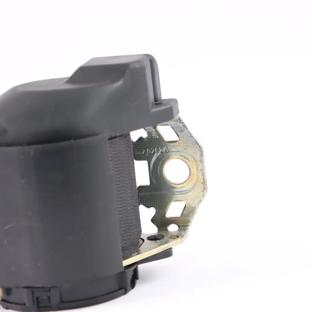 Cinturón de seguridad trasero derecho negro para Mercedes W210 con número de pieza A2108600485 Mercedes W210 Cinturón de seguridad trasero derecho negro - SKU A2108600485 - Número de pieza A2108600485