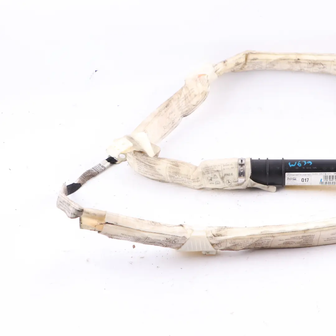 Coussin gonflable de tête Rideau toit gonflable droit pour Mercedes W210 à propos du numéro de pièce A2108601005 Mercedes W210 Coussin gonflable de tête Rideau toit gonflable droit - SKU A2108601005 - Numéro de pièce A2108601005