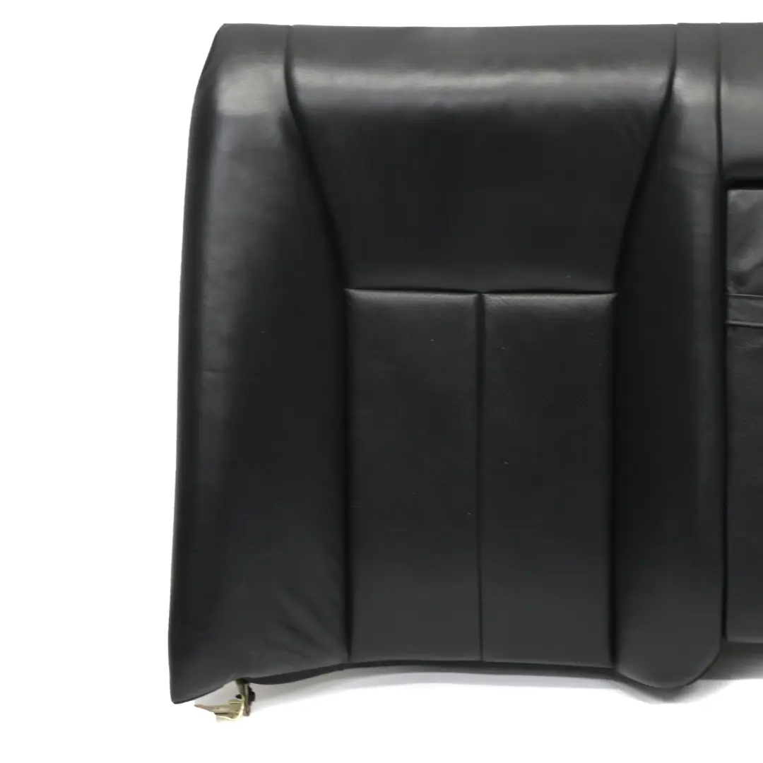 Rücksitzlehne Rücksitzbezug Limousine Schwarz Leder für Mercedes W210 Limousine mit Teilenummer A2109206647 Mercedes W210 Limousine Rücksitzlehne Rücksitzbezug Limousine Schwarz Leder - SKU A2109206647 - Teilenummer A2109206647